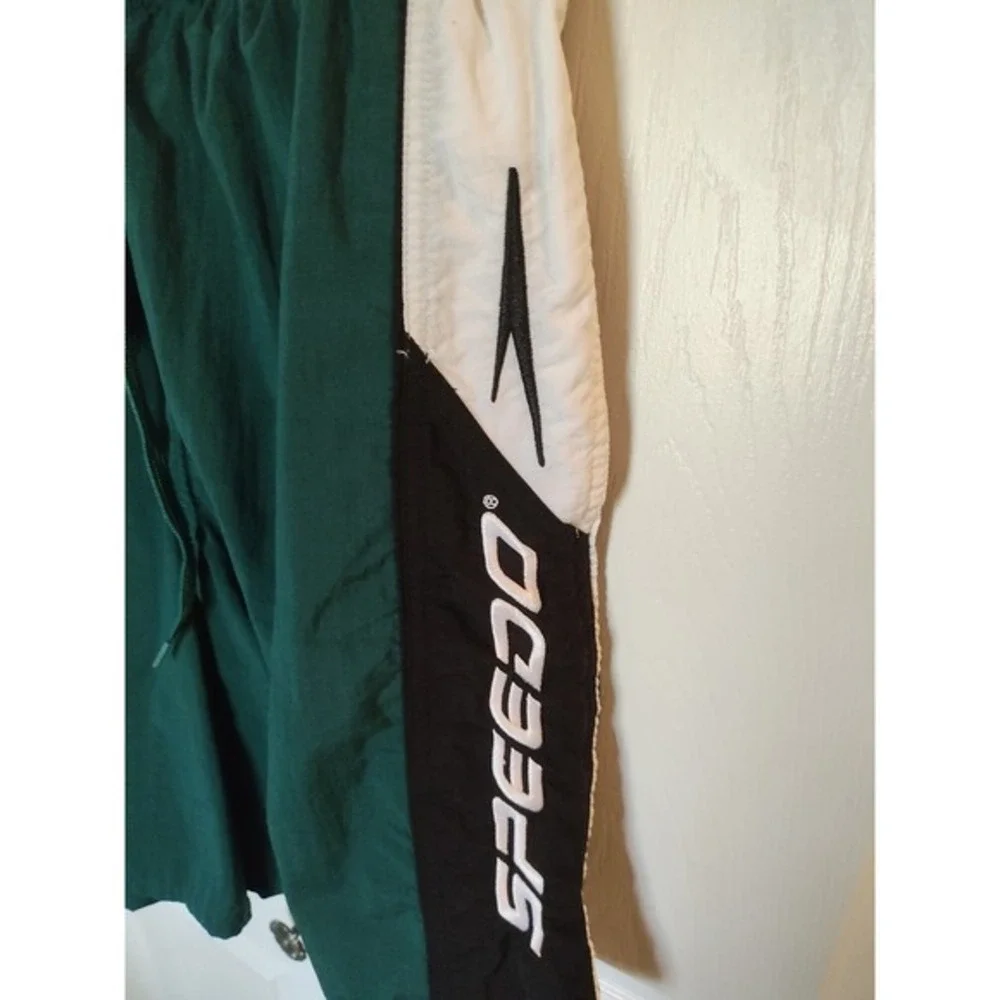 Men's Medium Speedo Swimming‎ Shorts